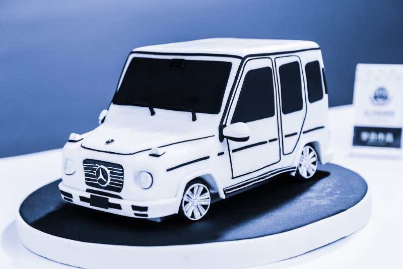 西點(diǎn)師培訓(xùn)蛋糕學(xué)校汽車(chē)翻糖蛋糕