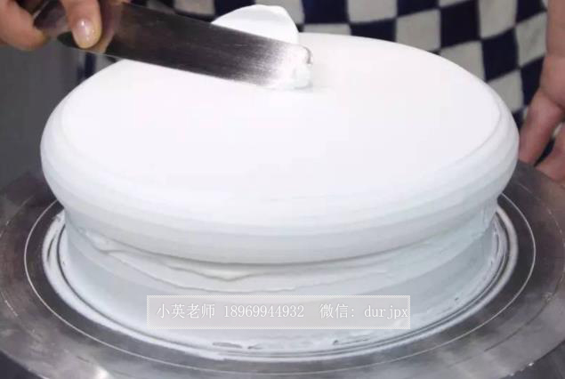 蛋糕烘焙學(xué)習(xí)班——刀面